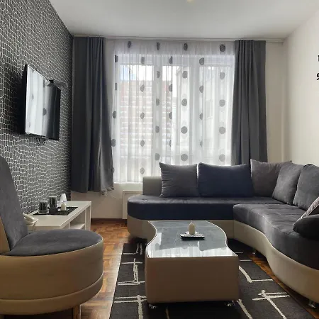 Apartment Djuric Apartman, Kraljevi Cardaci *